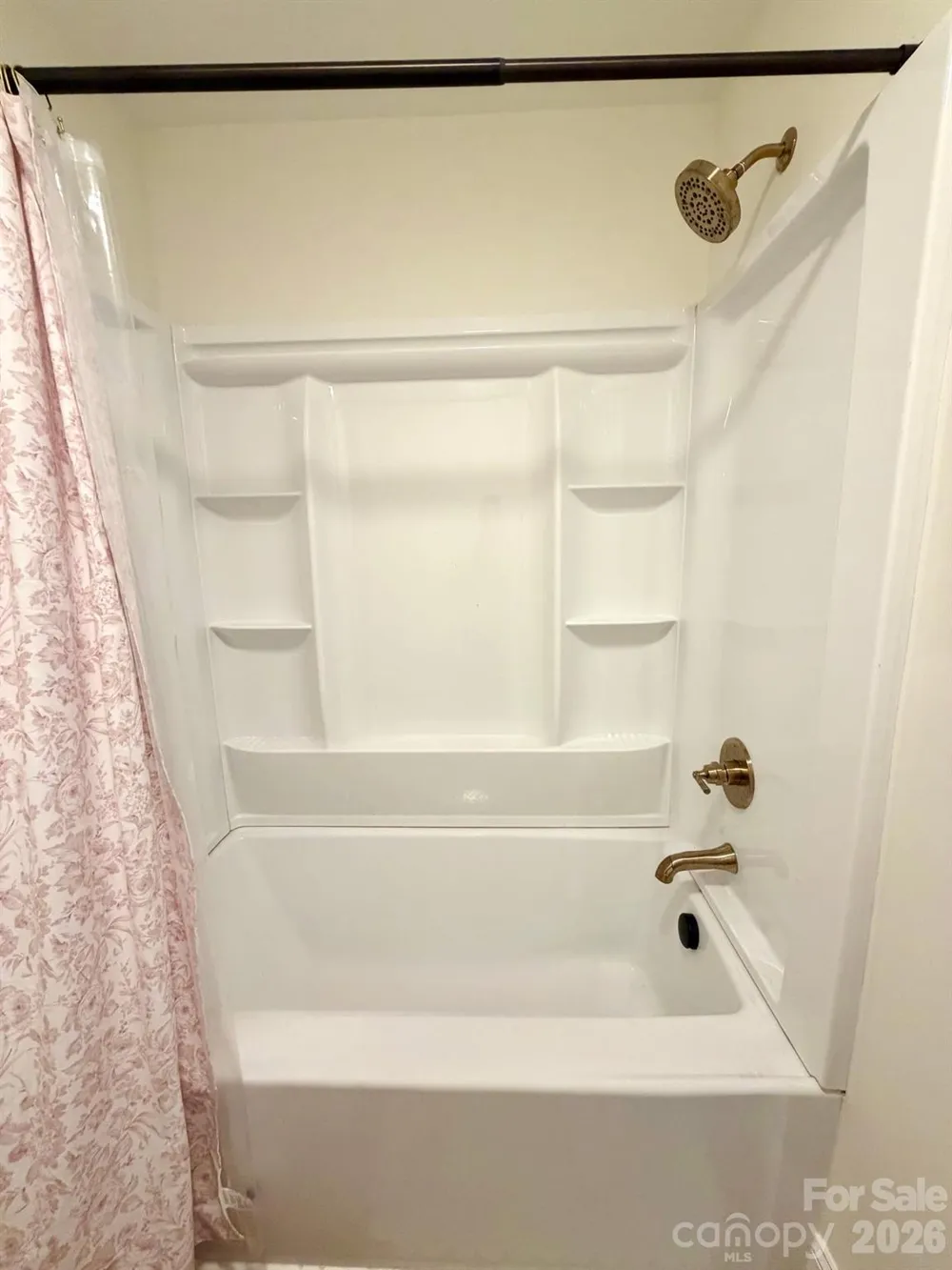 124 Providence Place Chocowinity, NC 27817