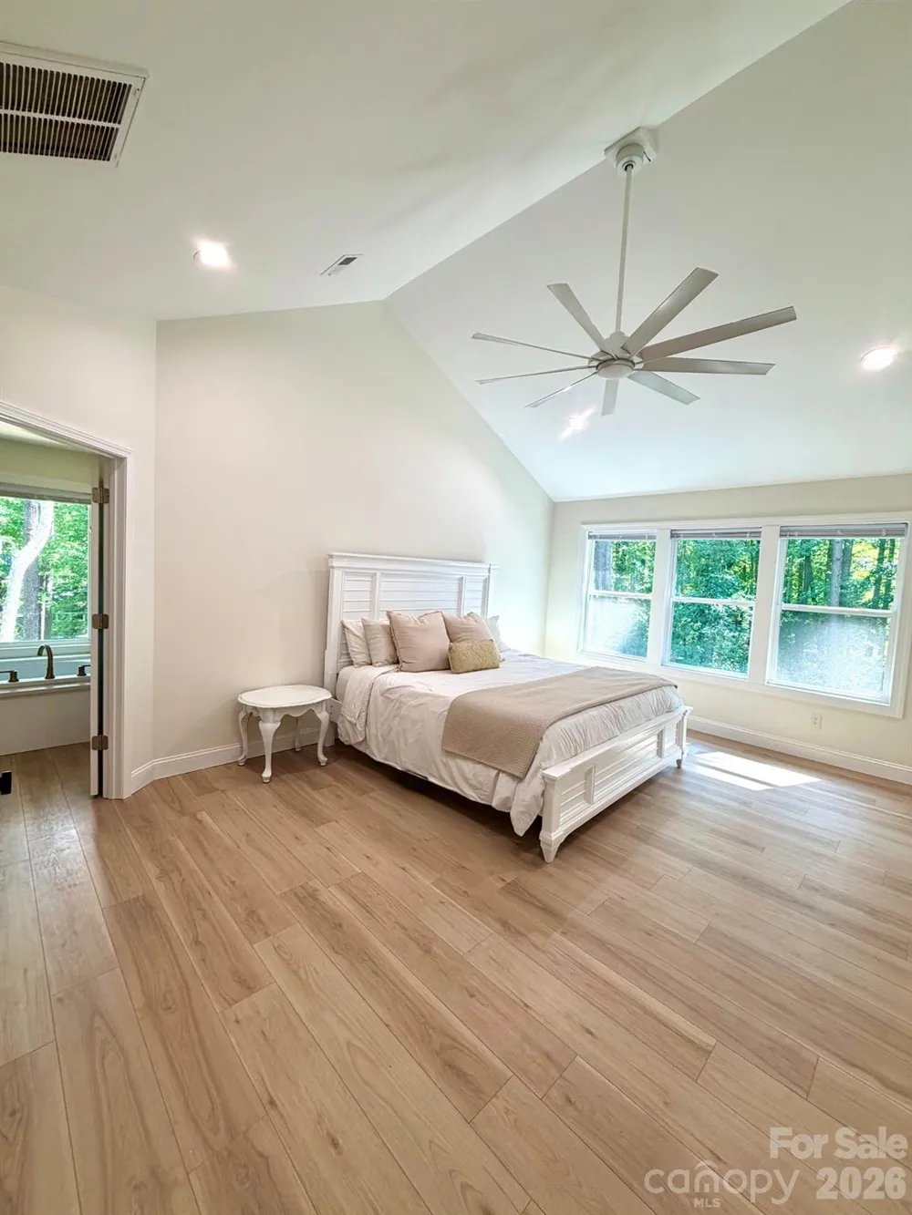 124 Providence Place Chocowinity, NC 27817