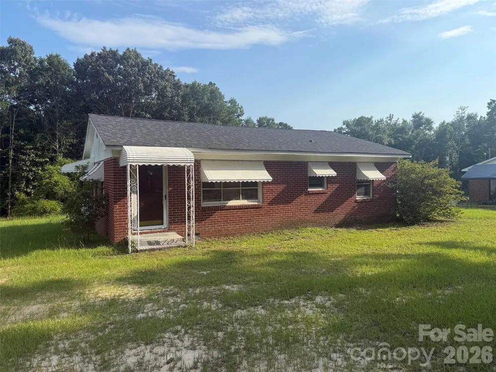405 Woodland Drive Kershaw, SC 29067