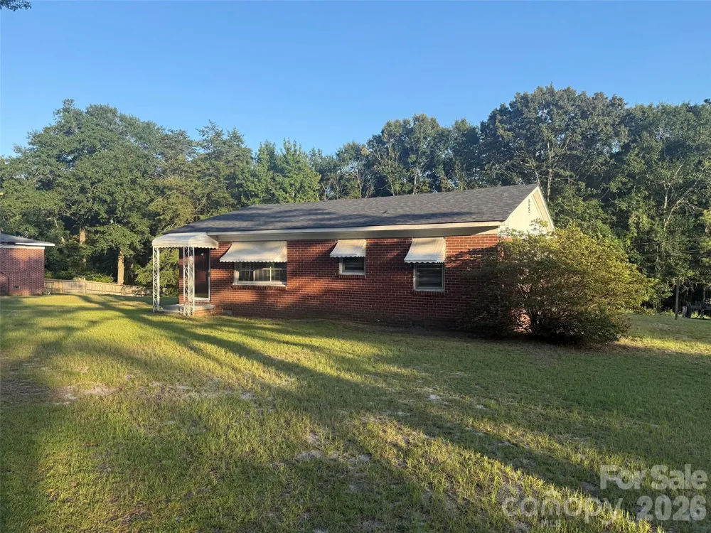 405 Woodland Drive Kershaw, SC 29067