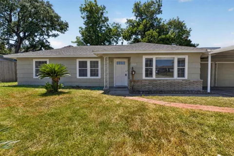 1409 Wycliffe Drive