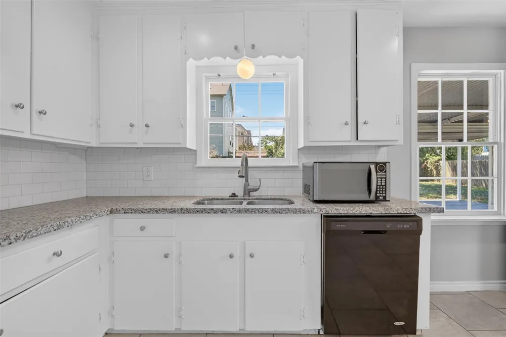 1409 Wycliffe Drive Houston, TX 77043