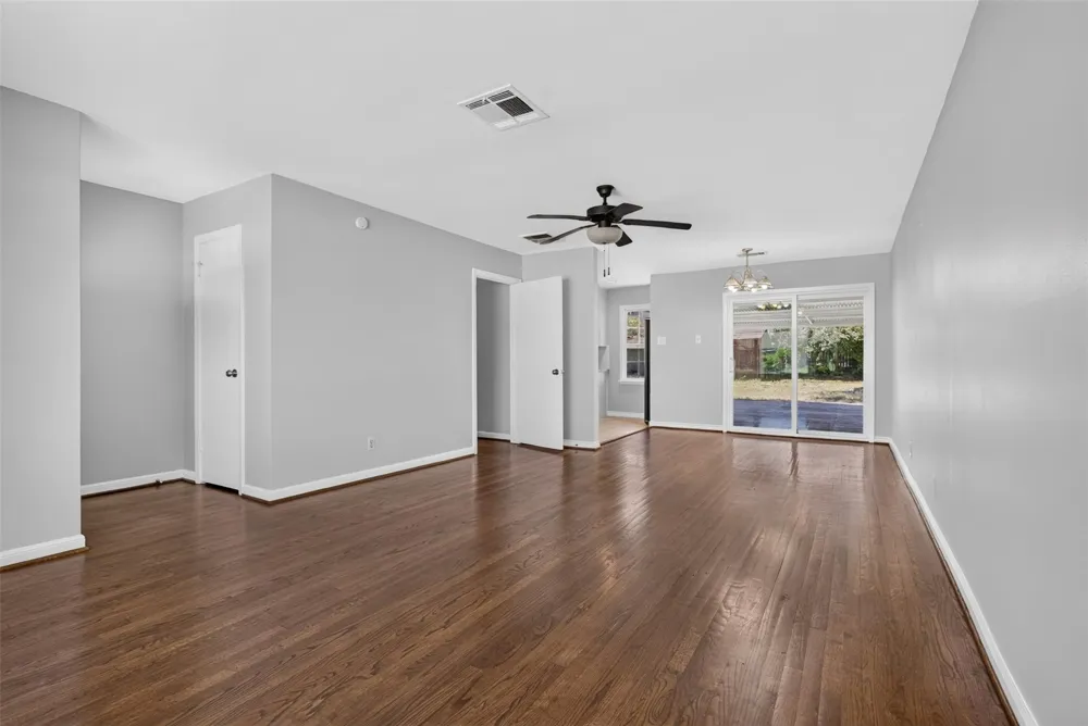 1409 Wycliffe Drive Houston, TX 77043