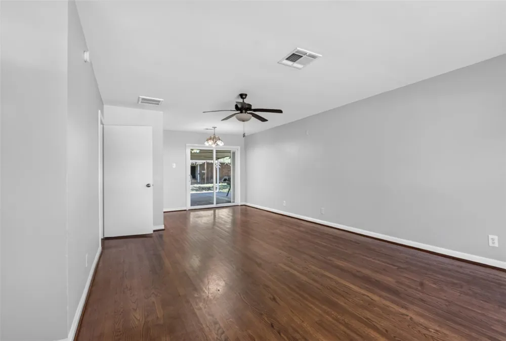 1409 Wycliffe Drive Houston, TX 77043