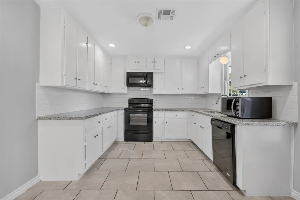 1409 Wycliffe Drive Houston, TX 77043