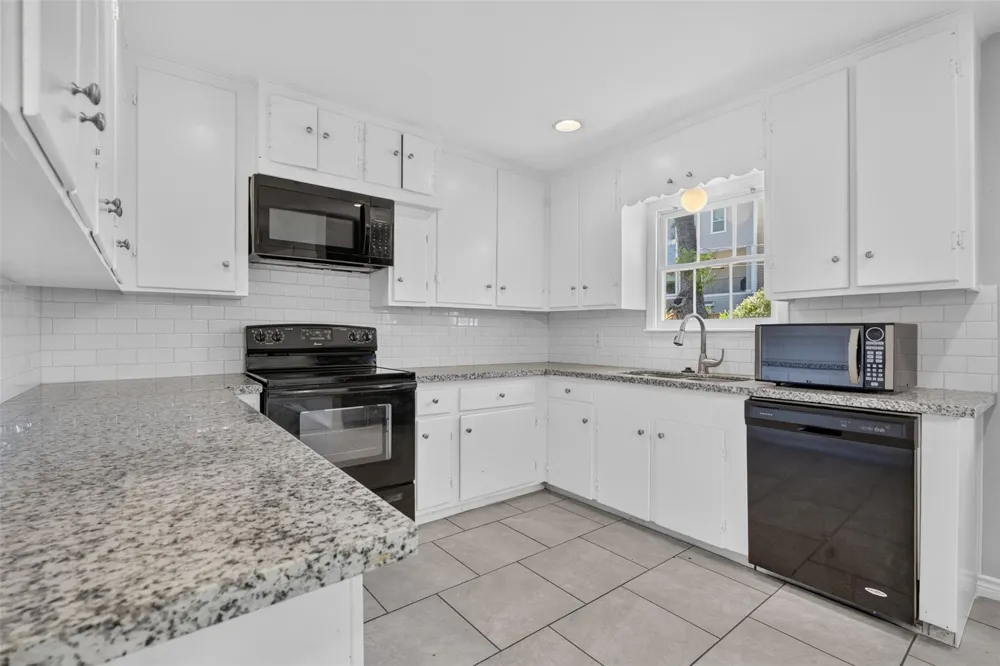 1409 Wycliffe Drive Houston, TX 77043