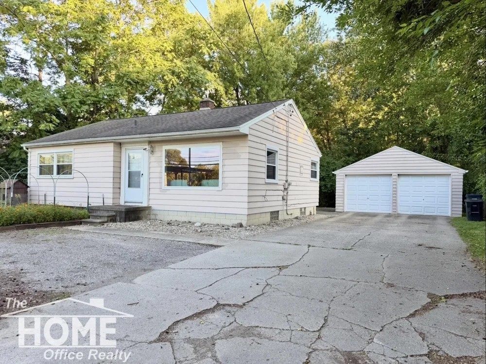 825 W Lake Lansing Road East Lansing City, MI 48823