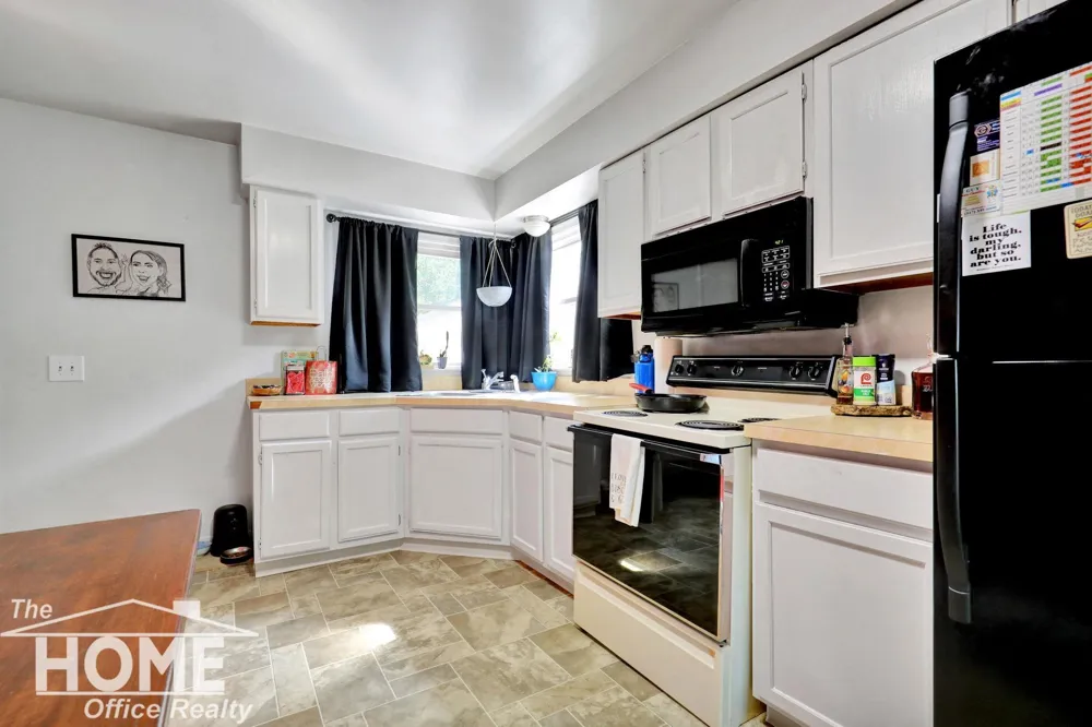 825 W Lake Lansing Road East Lansing City, MI 48823
