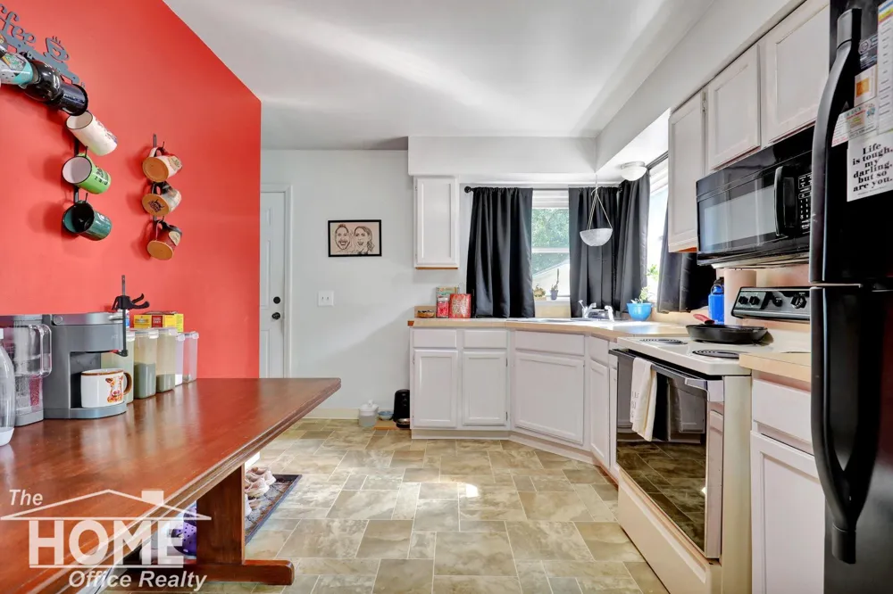825 W Lake Lansing Road East Lansing City, MI 48823