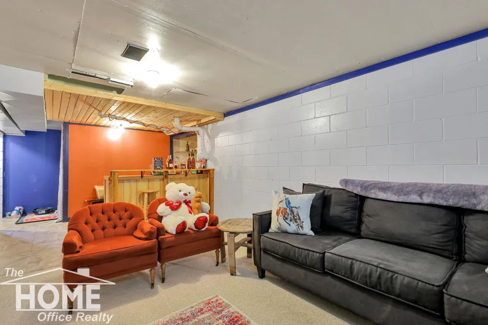 825 W Lake Lansing Road East Lansing City, MI 48823