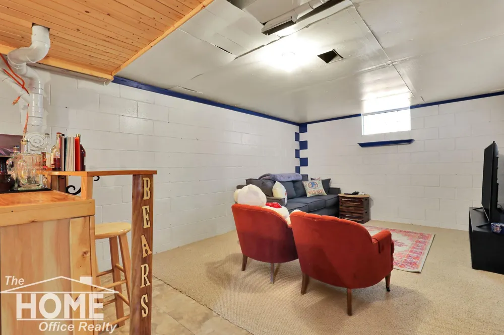 825 W Lake Lansing Road East Lansing City, MI 48823