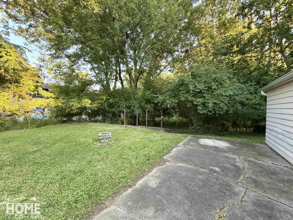 825 W Lake Lansing Road East Lansing City, MI 48823