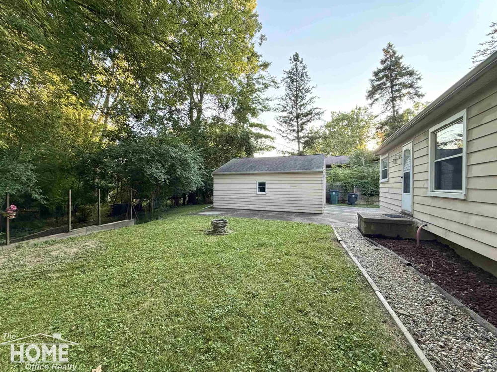 825 W Lake Lansing Road East Lansing City, MI 48823