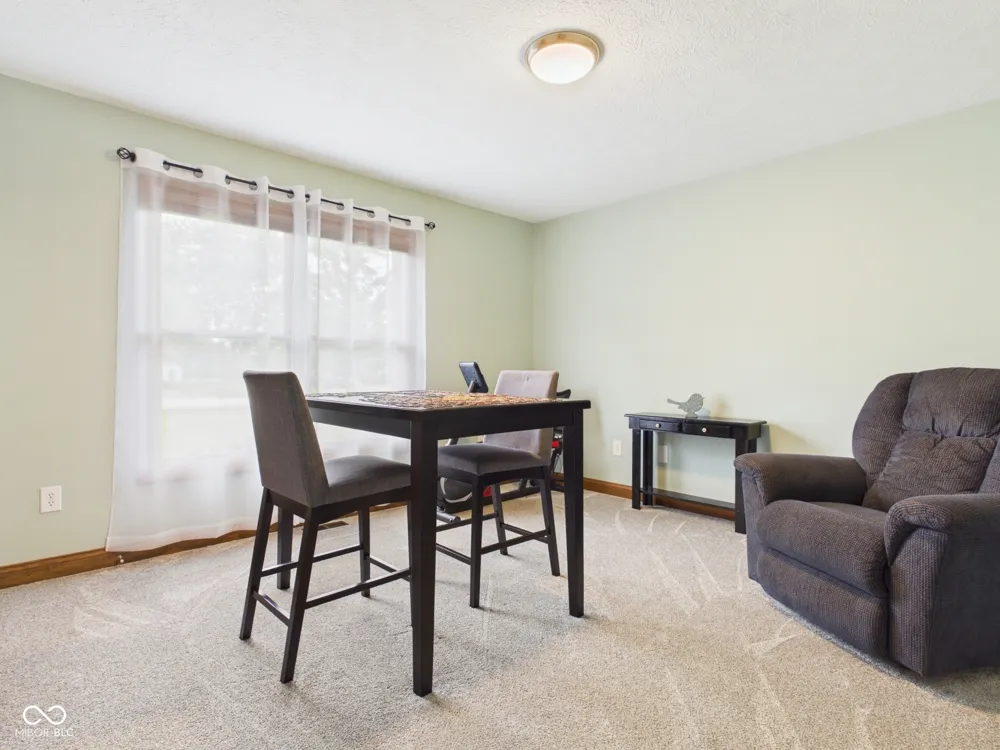 1413 Fairview Avenue Alexandria, IN 46001