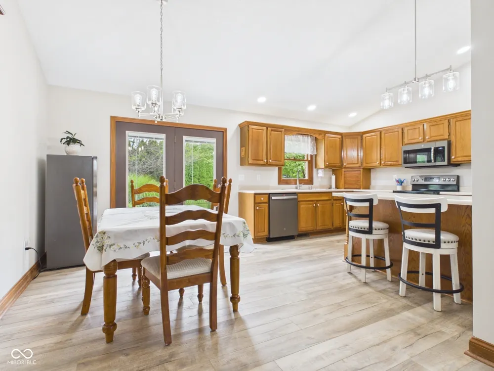 1413 Fairview Avenue Alexandria, IN 46001