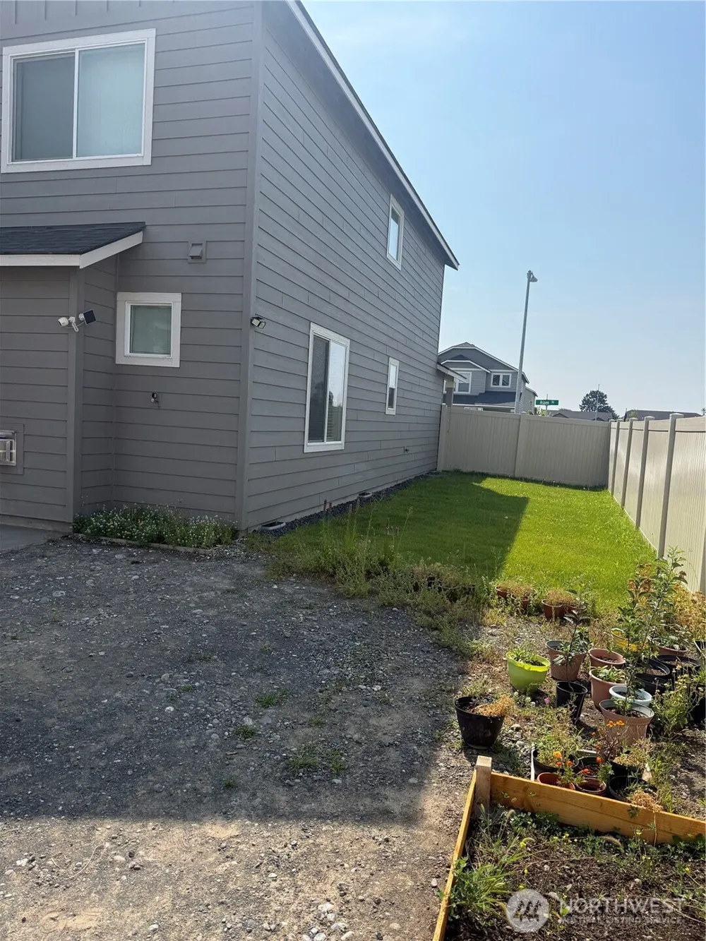 1124 W Aspen Road Moses Lake, WA 98837