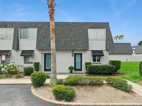 1922 CONWAY ROAD #4
