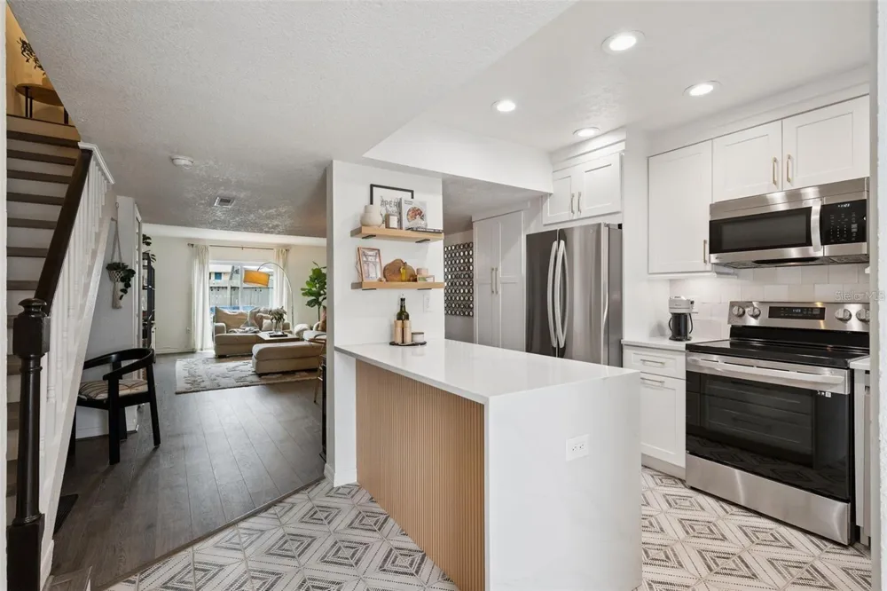 1922 CONWAY ROAD #4 Orlando, FL 32812