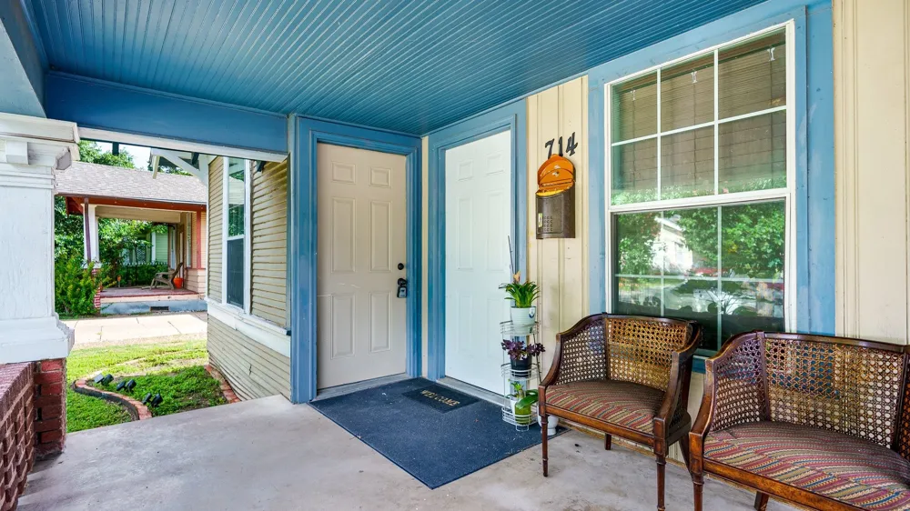 714 S Winnetka Avenue Dallas, TX 75208