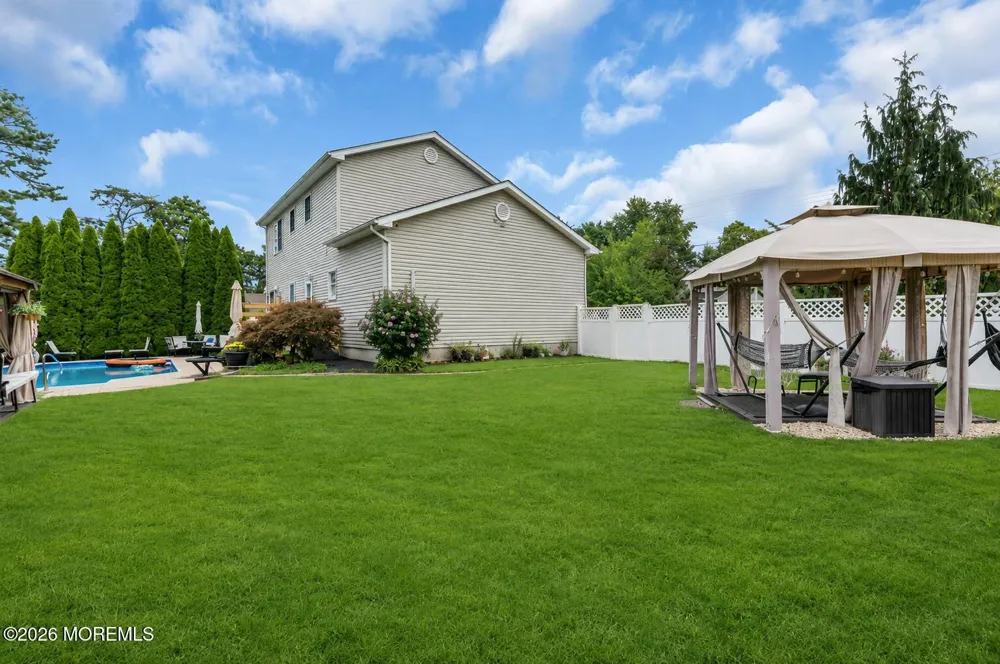 1233 Lawrence Avenue Toms River, NJ 08757