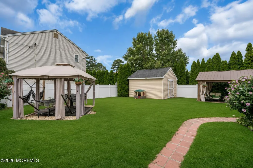 1233 Lawrence Avenue Toms River, NJ 08757