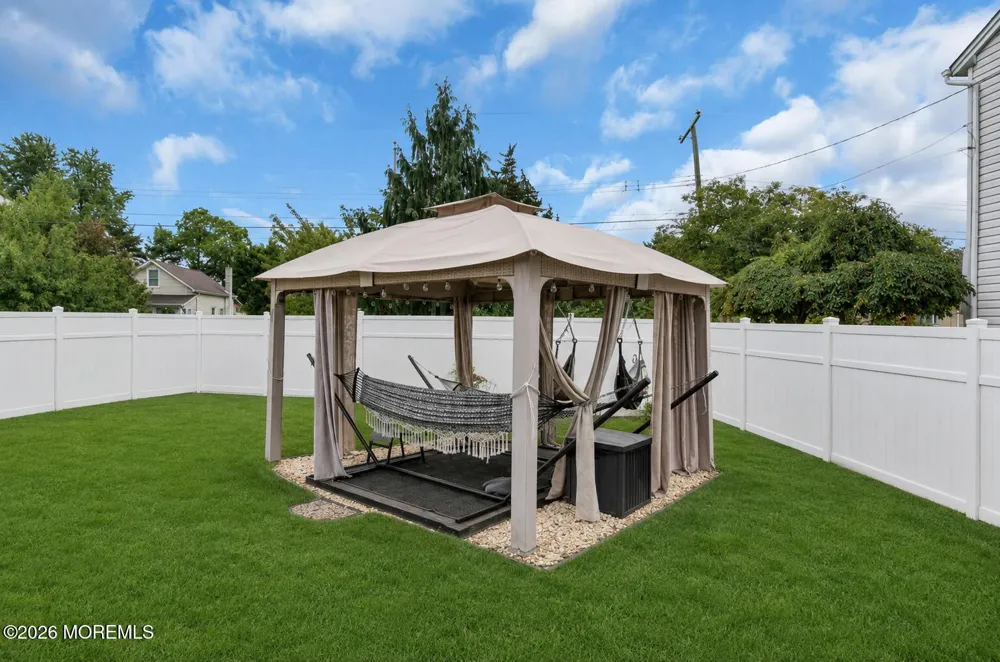 1233 Lawrence Avenue Toms River, NJ 08757