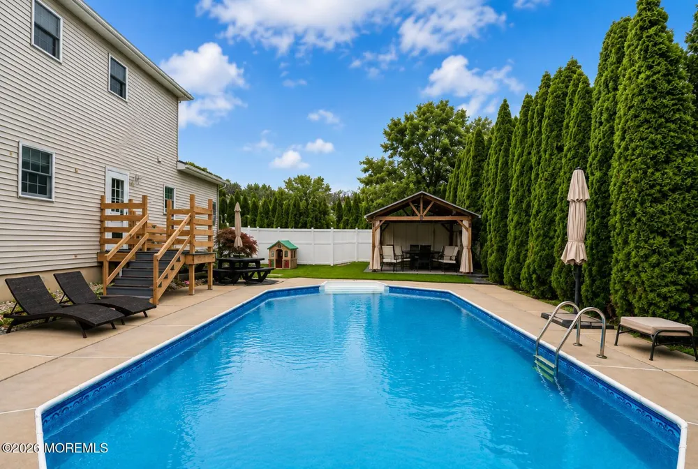 1233 Lawrence Avenue Toms River, NJ 08757