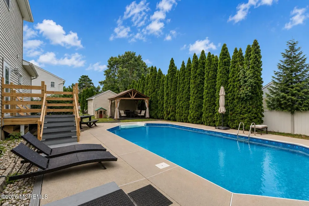 1233 Lawrence Avenue Toms River, NJ 08757