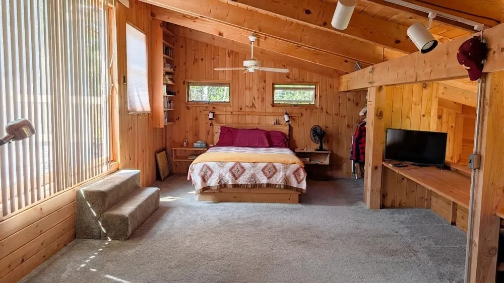 4010 Kennedy Road Cook, MN 55723