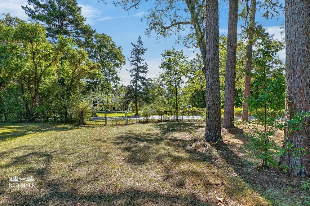 509 Red Strong Road Frierson, LA 71027