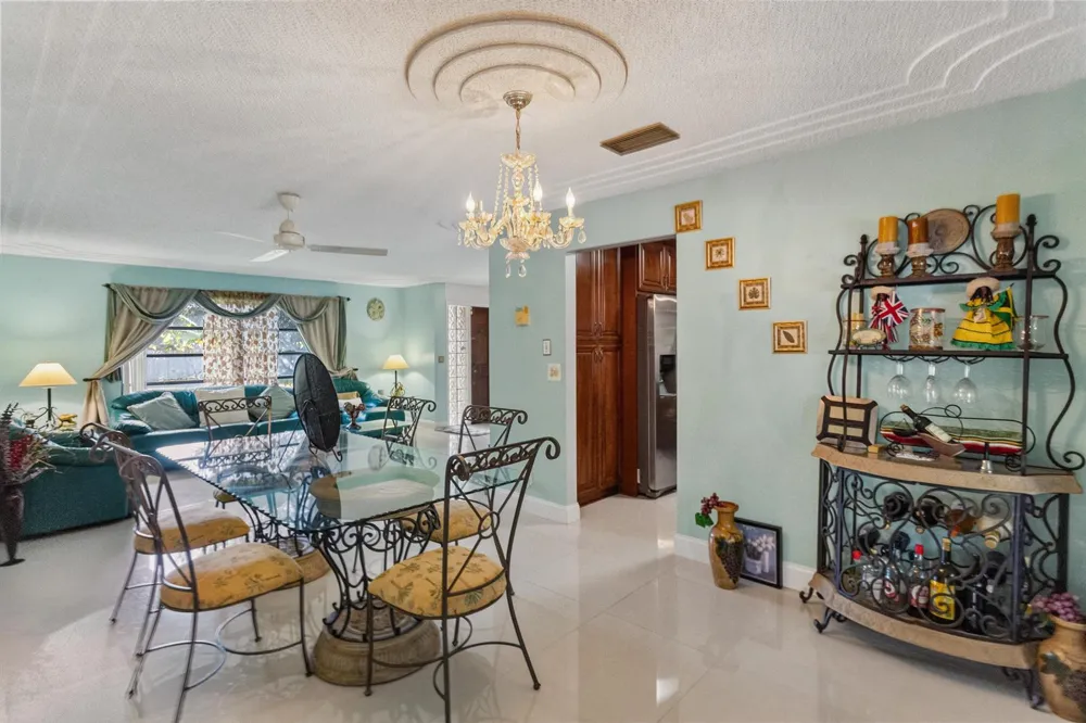 3750 NW 73rd Avenue Lauderhill, FL 33319