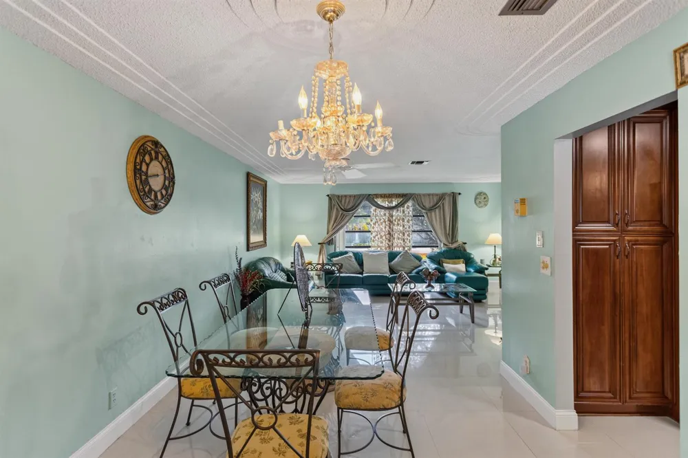 3750 NW 73rd Avenue Lauderhill, FL 33319