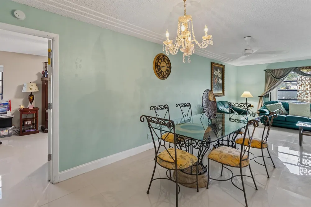 3750 NW 73rd Avenue Lauderhill, FL 33319
