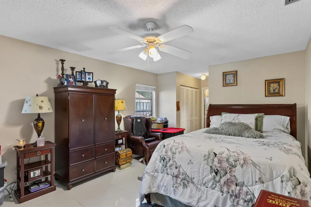 3750 NW 73rd Avenue Lauderhill, FL 33319