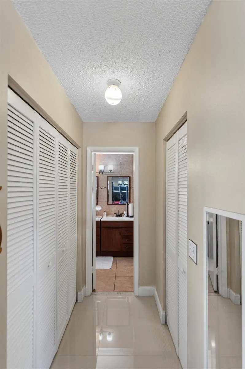 3750 NW 73rd Avenue Lauderhill, FL 33319