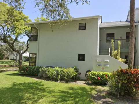 4017 CARAMBOLA CIRCLE #2994