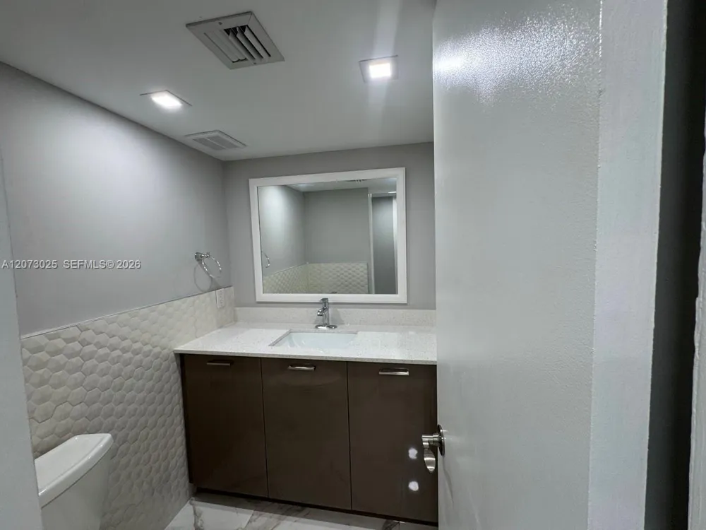 15011 Coconut Ct #15011 Miami Lakes, FL 33014
