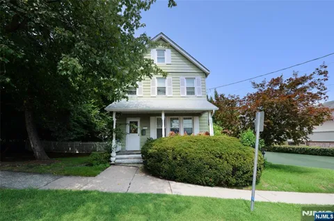 10 Ackerman Avenue