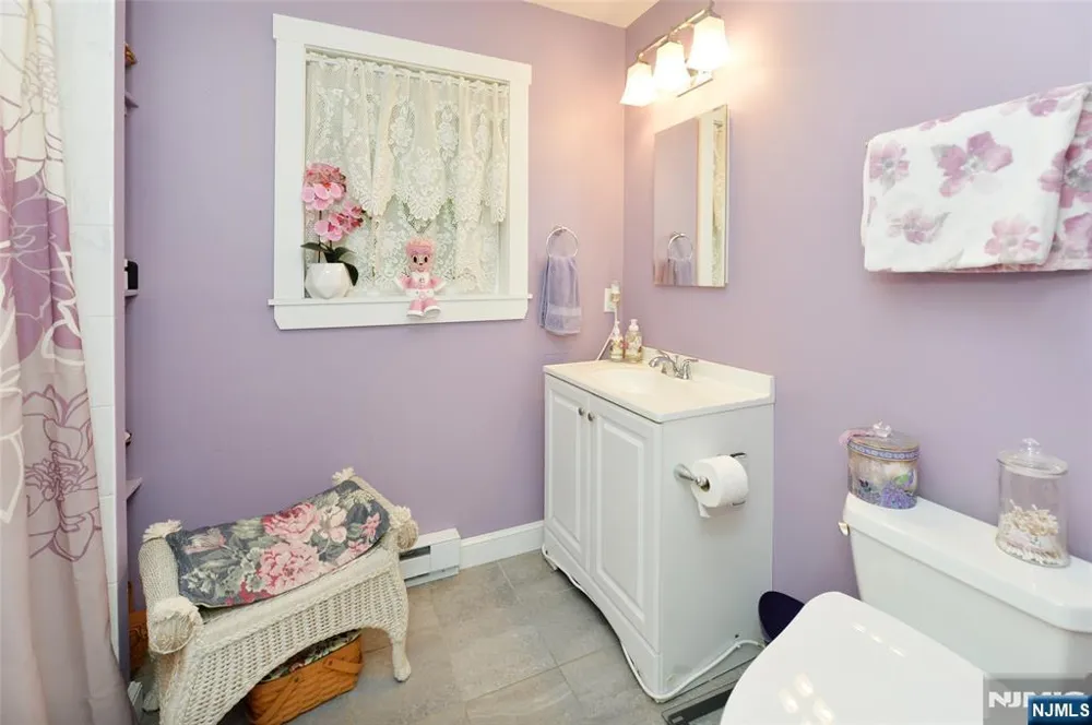 10 Ackerman Avenue Emerson, NJ 07630