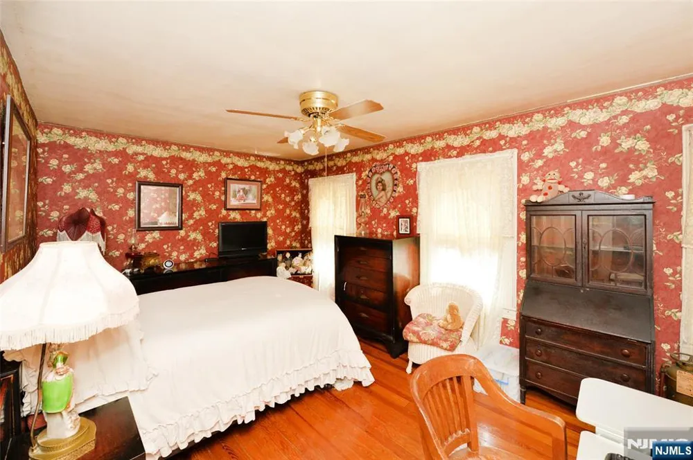 10 Ackerman Avenue Emerson, NJ 07630