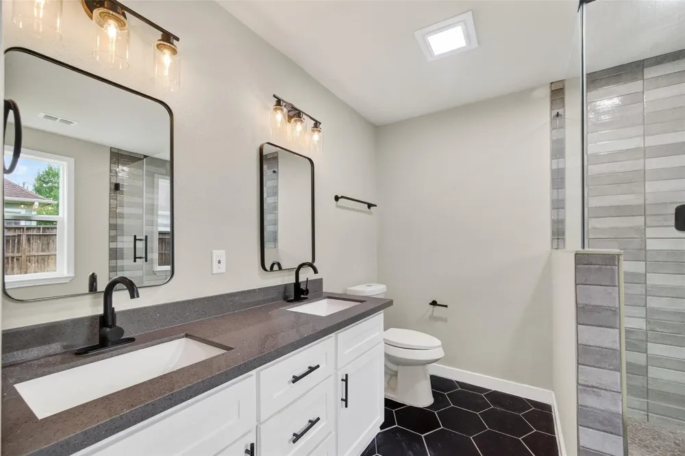 5210 Verdome Lane Houston, TX 77092