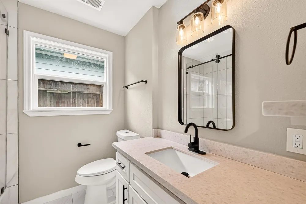5210 Verdome Lane Houston, TX 77092