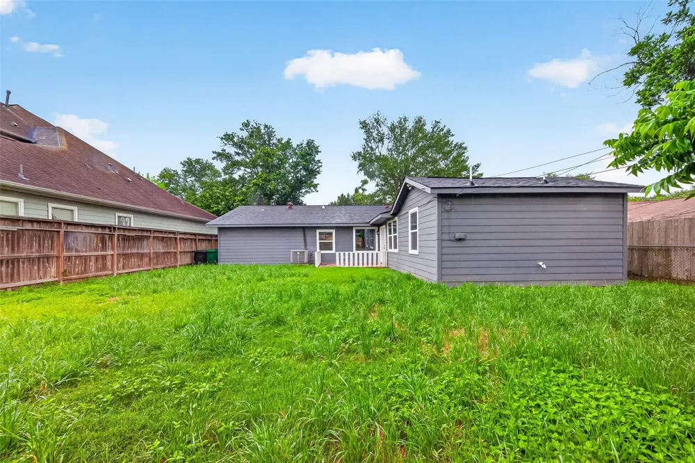 5210 Verdome Lane Houston, TX 77092
