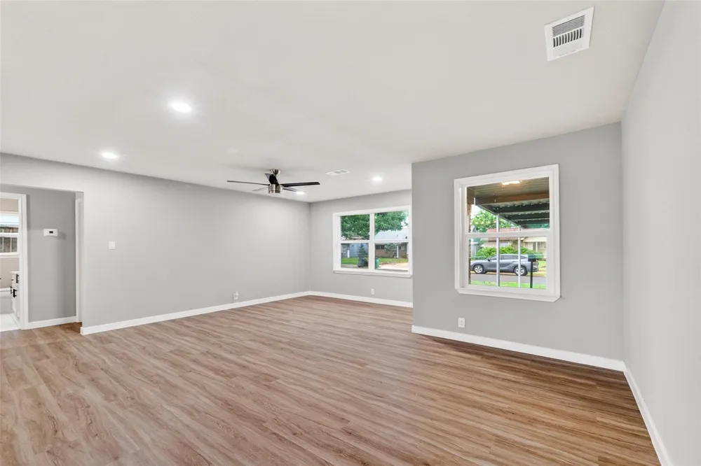 5210 Verdome Lane Houston, TX 77092