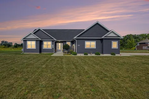 1501 Whitepine Court