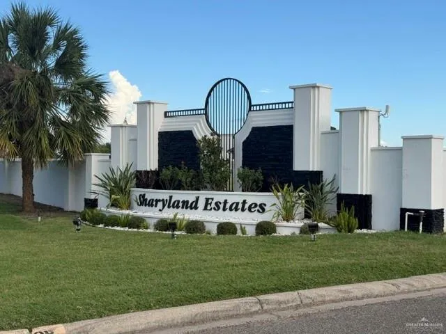 4108 Coconut Palm Avenue Palmhurst, TX 78573