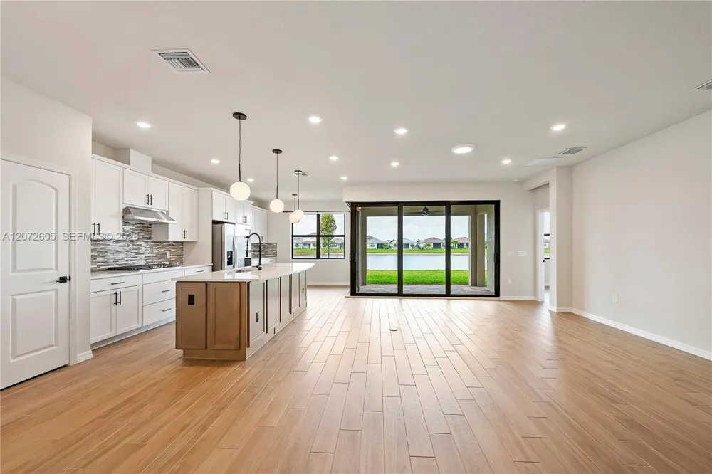 4925 Blistering Way Lake Worth, FL 33467