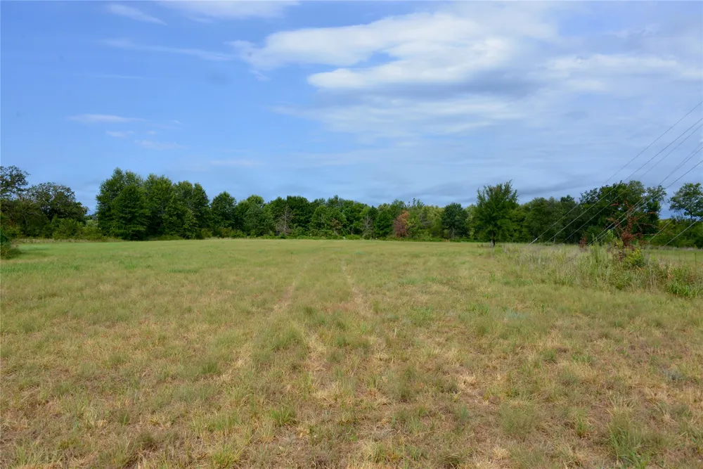 16401 E Hackberry Road Henryetta, OK 74437