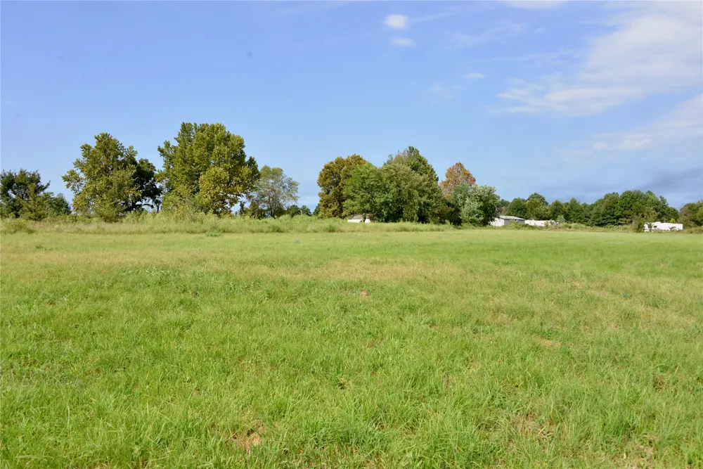 16401 E Hackberry Road Henryetta, OK 74437
