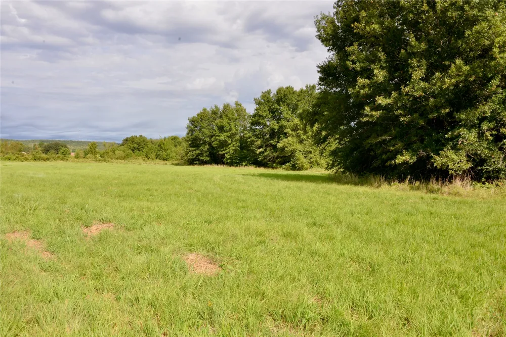 16401 E Hackberry Road Henryetta, OK 74437